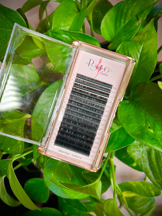 Vegan Luxury Blooming Lashes